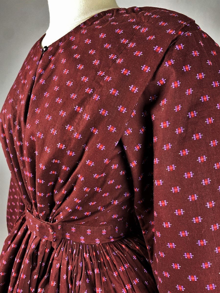 Robe d'Artisane En Indienne Aubergine à Semis - Provence Circa 1860-1880-photo-4