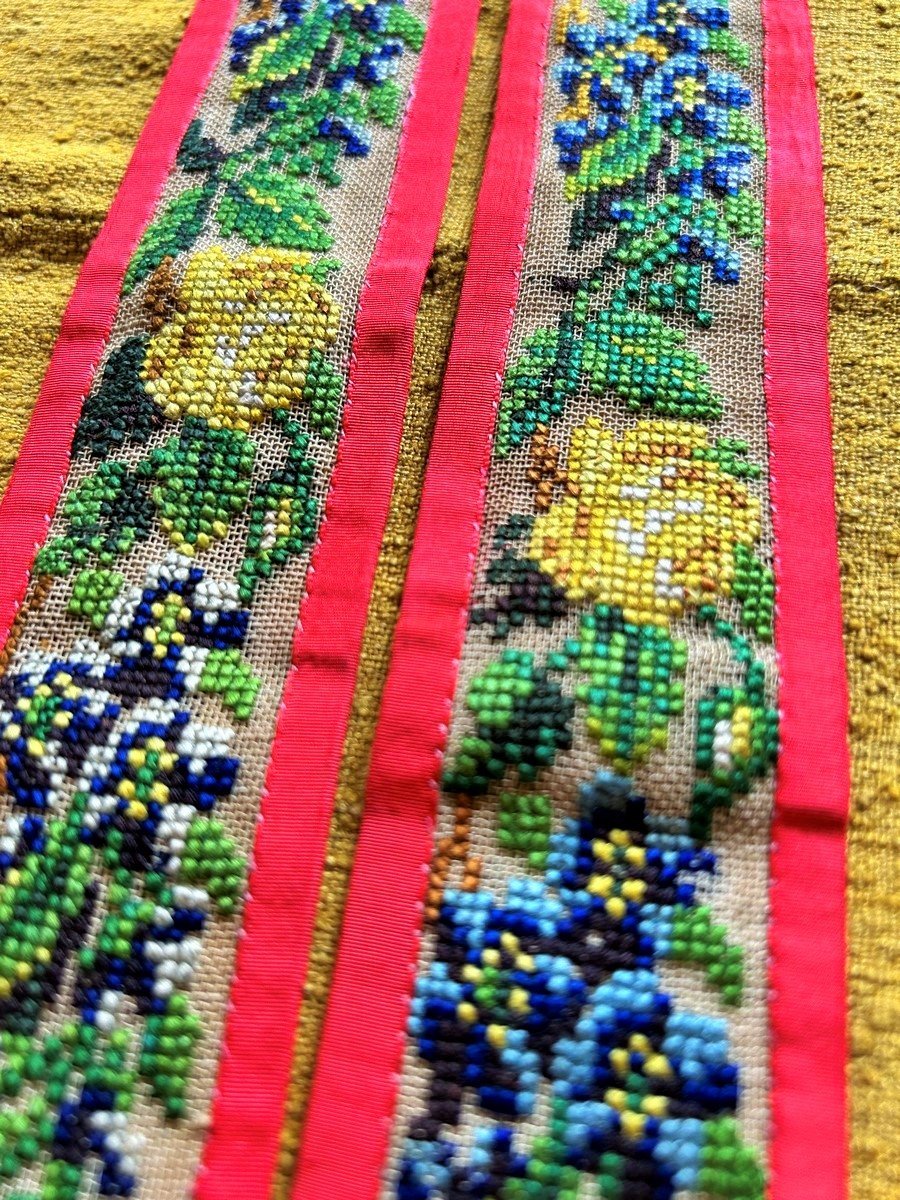 Pair Of Suspenders In Petit Point, Taffeta And Leather - England Circa 1840/1860-photo-8