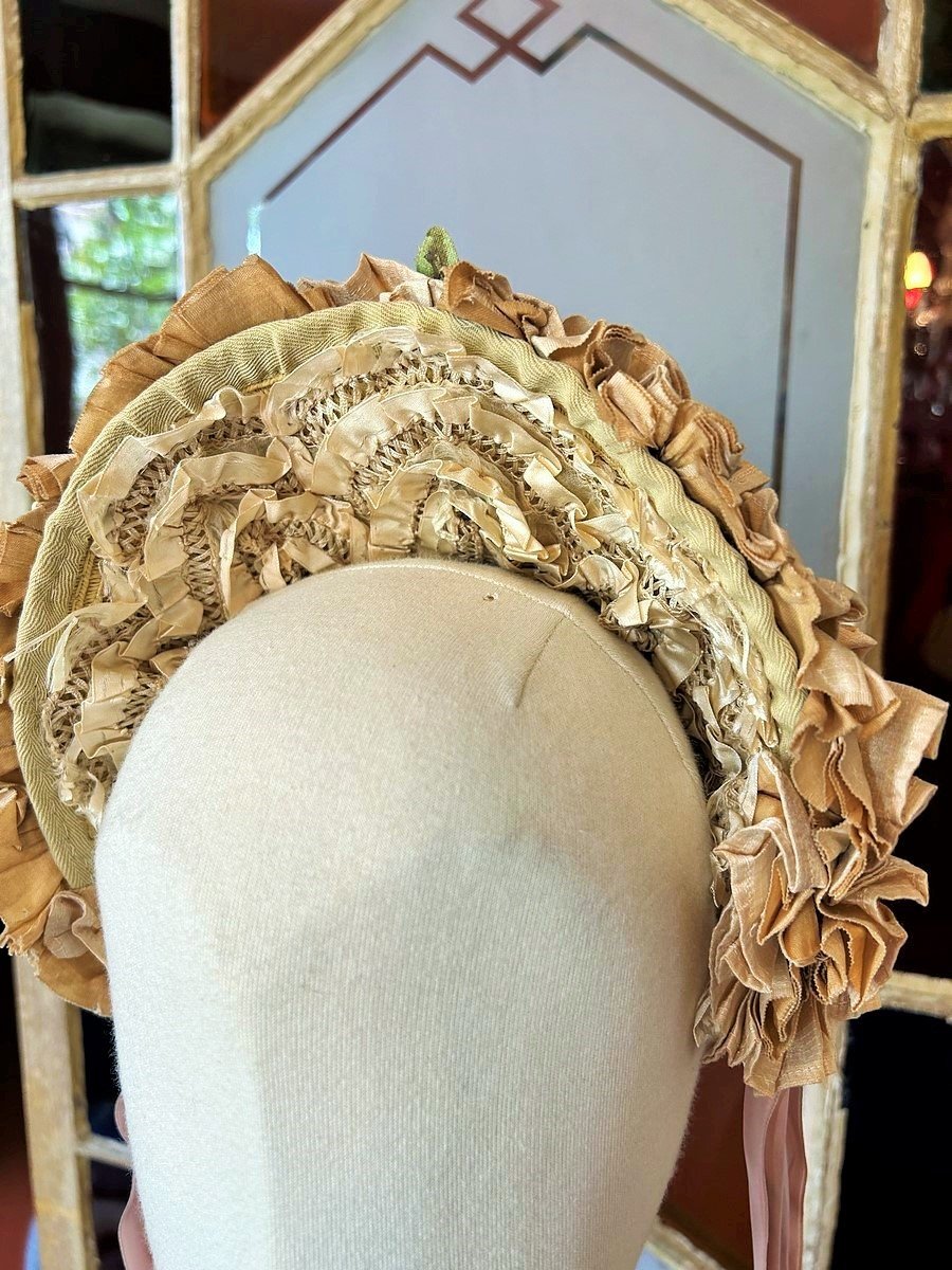 Fashion Fascinator In Straw And Ruched Ribbons - France Circa 1860-photo-6