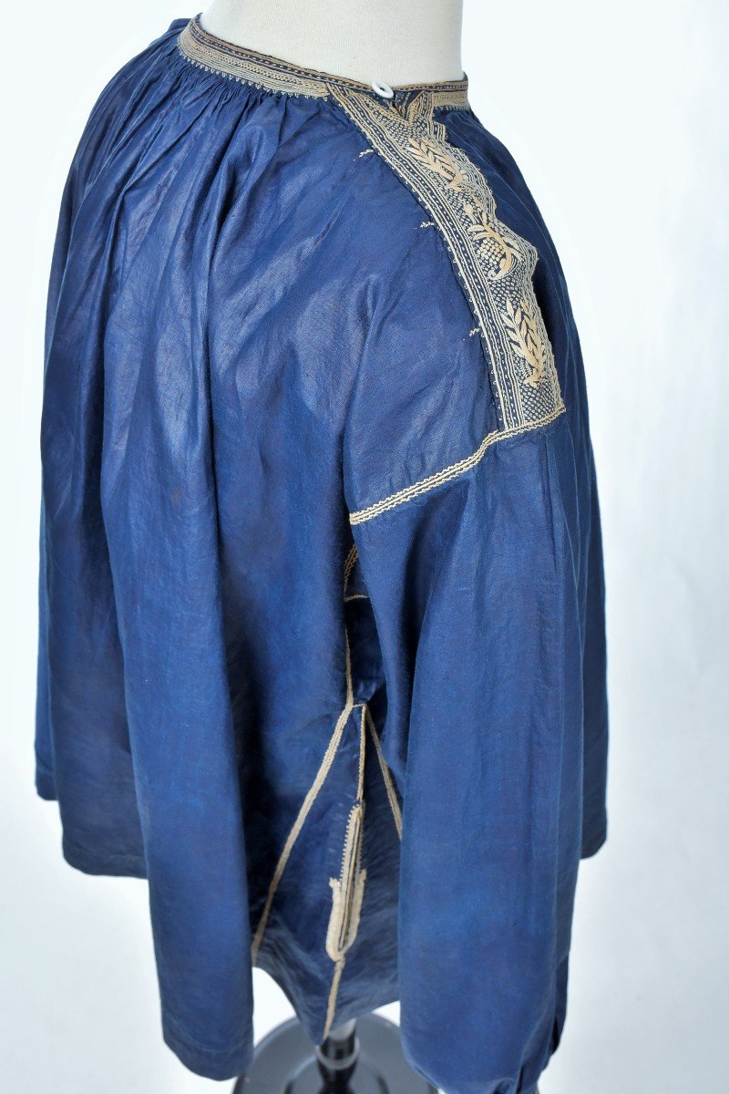 A Blaude/biaude Or Party Blouse In Indigo Dyed And Embroidered Glazed Linen - Normandy Circa 1850-photo-7