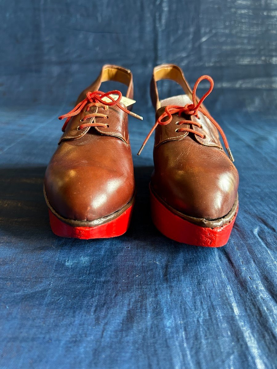 Pair Of 1940s Shoes In Leather And Wedge Heel In Red Wood With Its Box-photo-4