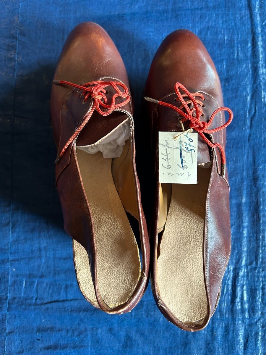Pair Of 1940s Shoes In Leather And Wedge Heel In Red Wood With Its Box-photo-5