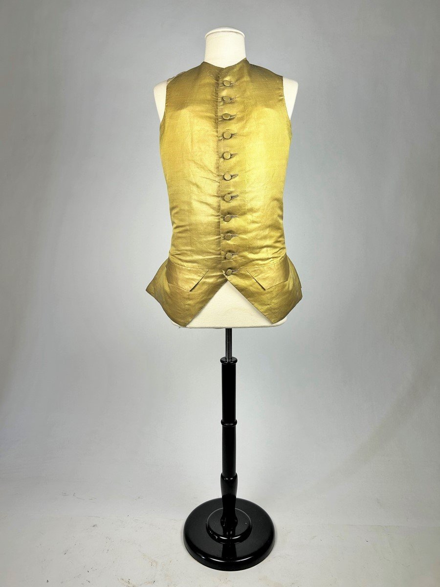 Gilet En Drap Lamé Or – France Période Louis XV Circa 1770-photo-2