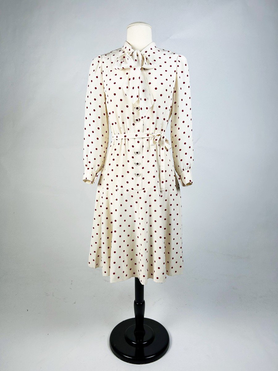  Robe De Cocktail En Crêpe à Pois De Chanel Haute Couture Numérotée 59644 Circa 1975-photo-1