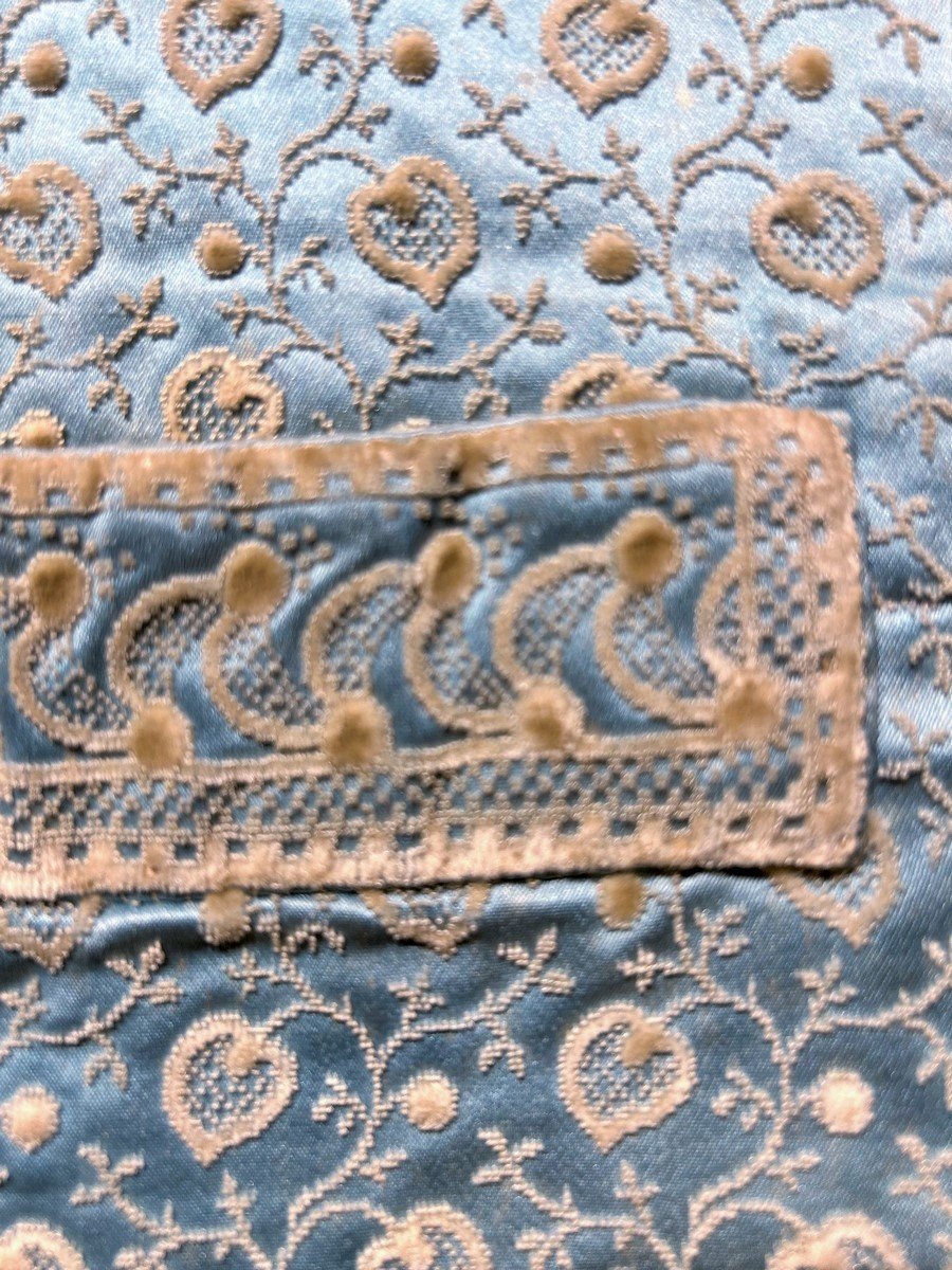 Devant De Gilet Louis XVI En Satin Broché De Velours Ciselé Bleu-ciel - France Circa 1790-photo-3