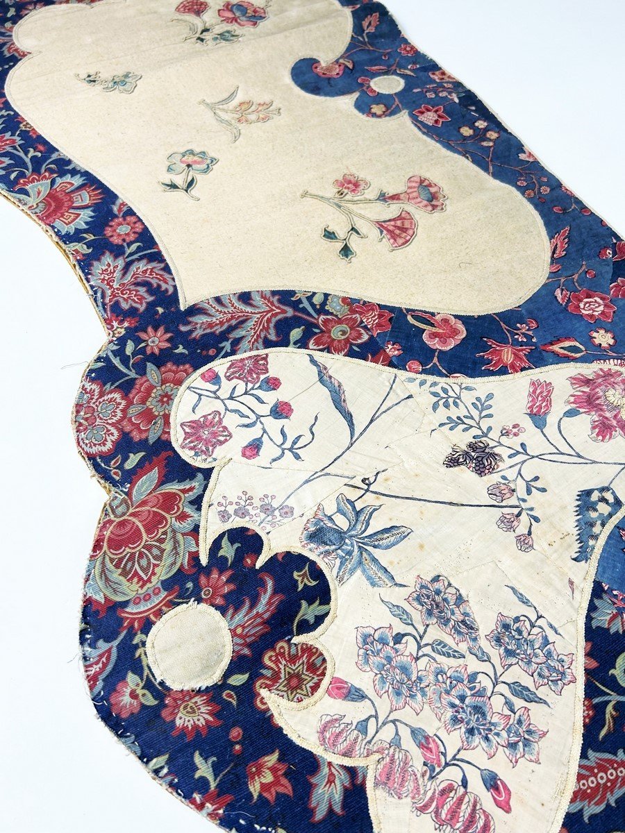 Lambrequin In Persian Embroidery - Indian And Indian Painted Canvases - France 18th, 19th