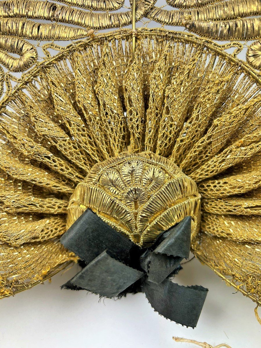 Une Coiffe Lamée Dorée Bodensee-radhaube De La Suisse Orientale XIXe Siècle-photo-5