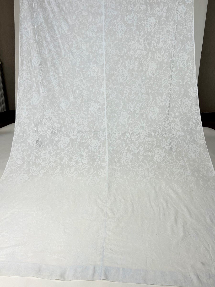 Indian Jamdani Type Woven And Embroidered Cotton Voile Curtain - France Circa 1810-1830-photo-3