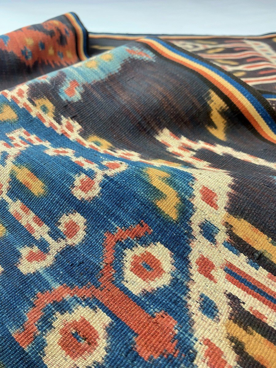 Ikat Ceremonial Shawl - Hinggi Sumba - Indonesia Circa 1920-photo-4