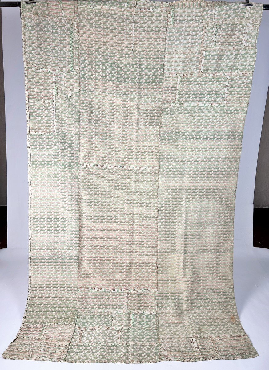 Une Tenture En Droguet De Soie Liseré Période Louis XV - France Circa 1740-photo-6