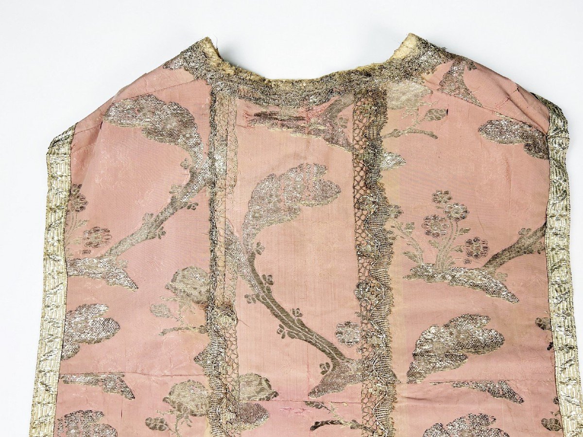 Roman Chasuble In Silver Brocade With Bizarre Decor - Italy Circa 1730-photo-4