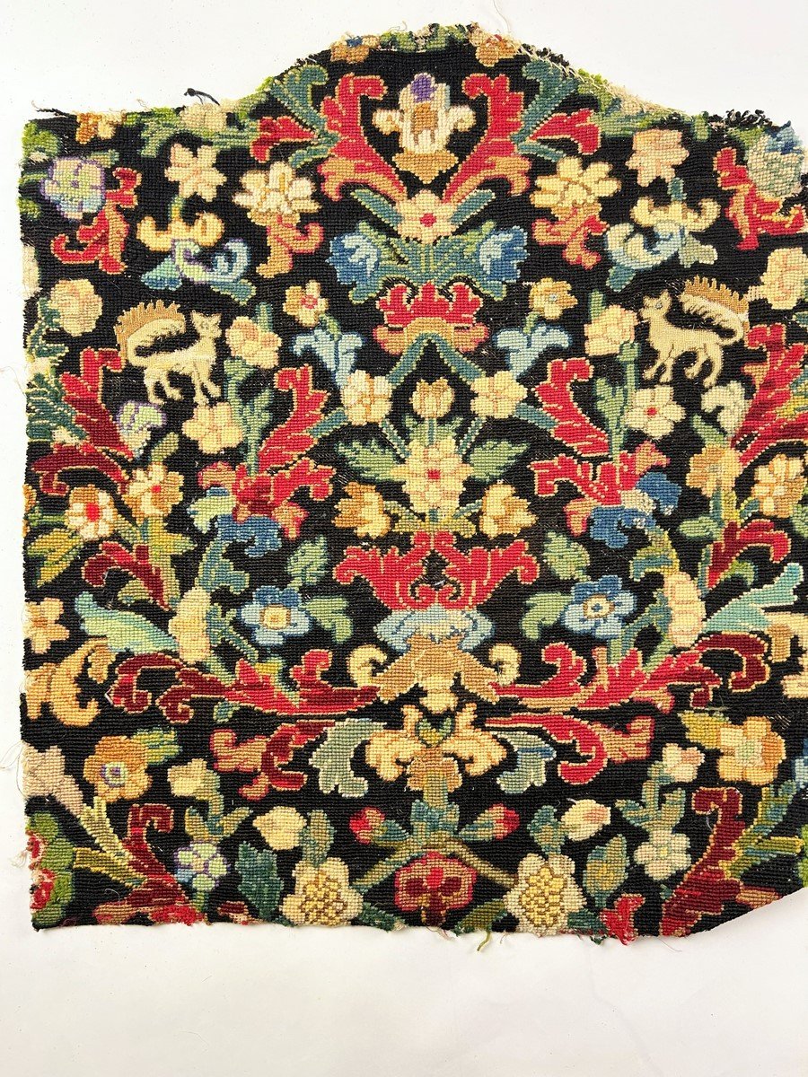 Huit Tapisseries De Sièges Baroque Brodées Au Point Et Petit Point De Laine - France 18ème -photo-3
