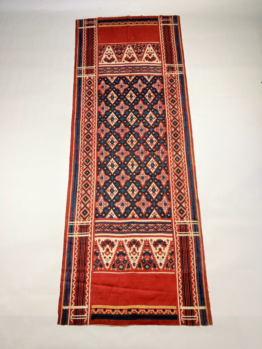 Patola Or Ceremonial Shawl In Woodblock Printed Cotton - India Gujarat Late 18th Century -photo-2