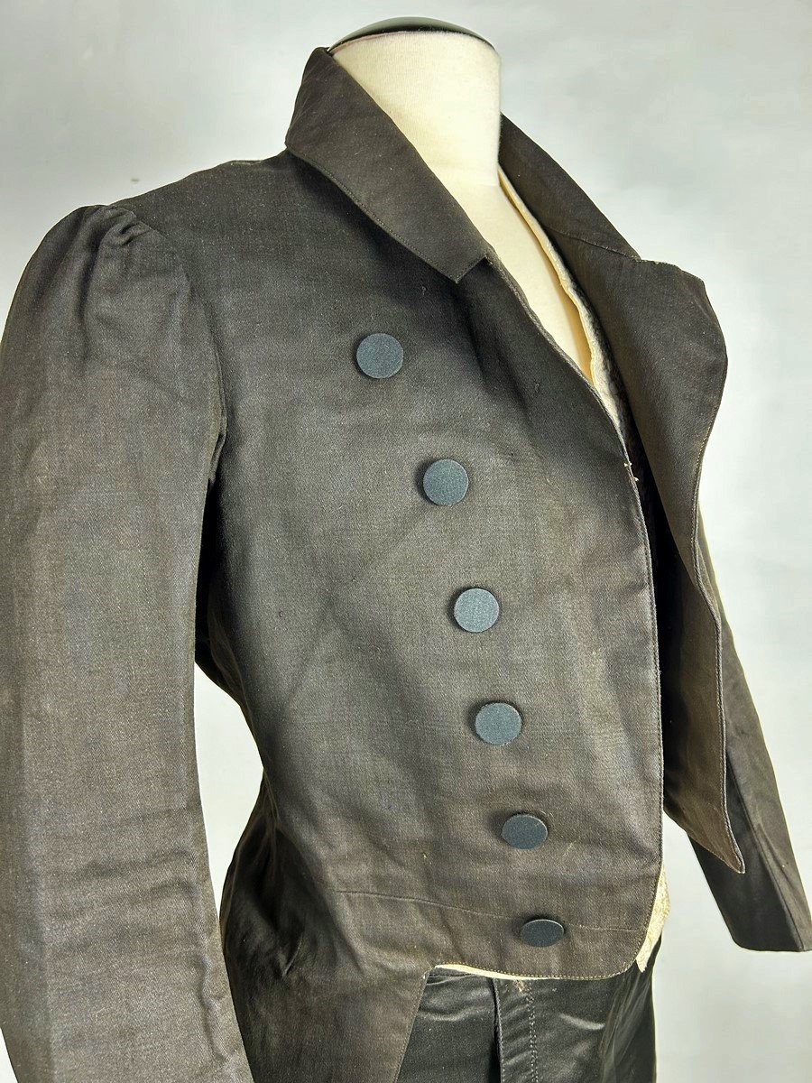 Dandy Tailcoat In Casimir Chimney Sweep Background - France Louis-philippe Period Circa 1830-photo-2