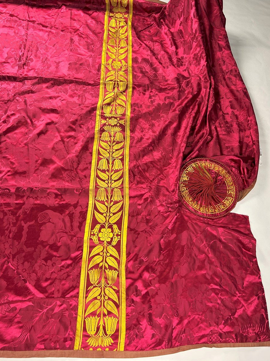 Charles X Alcove Bedspread In Cherry And Gold Damask - France Circa 1825-photo-1