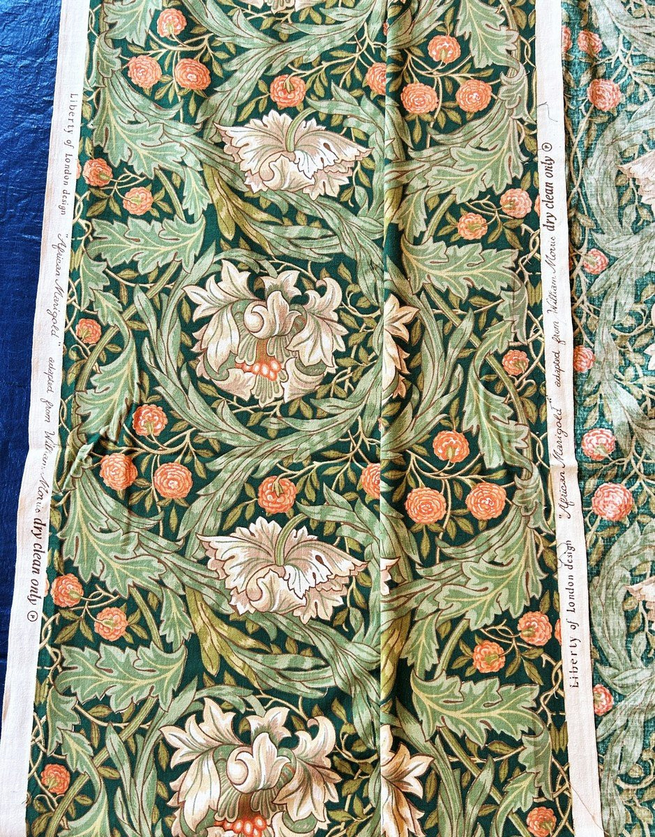A Pair Of Liberty Of London Printed Cotton Curtains / William Morris - England Circa 1960-photo-3