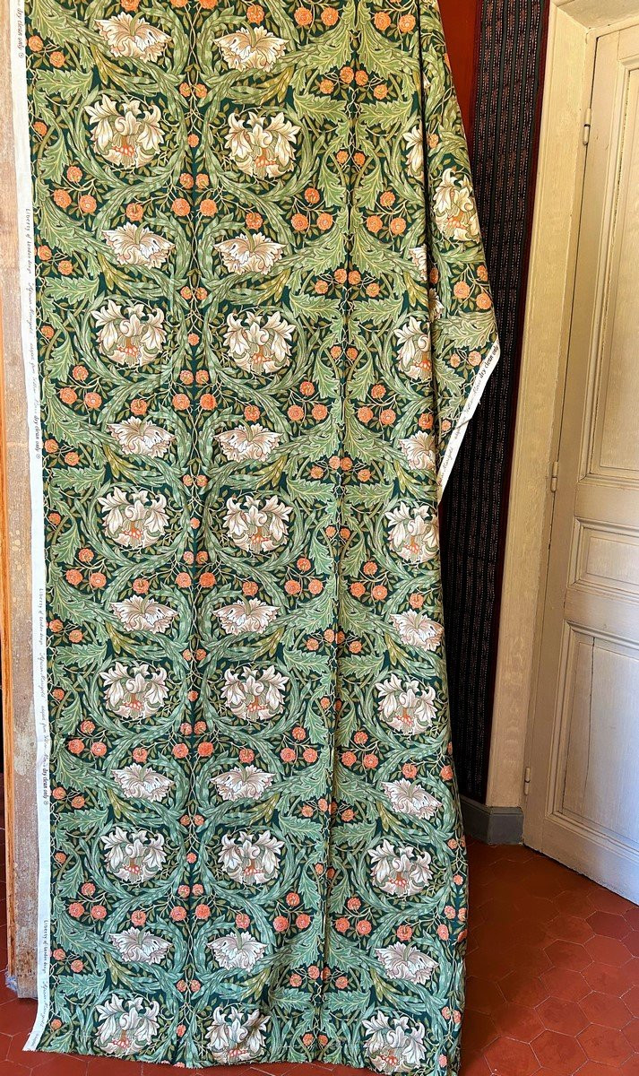 A Pair Of Liberty Of London Printed Cotton Curtains / William Morris - England Circa 1960-photo-4
