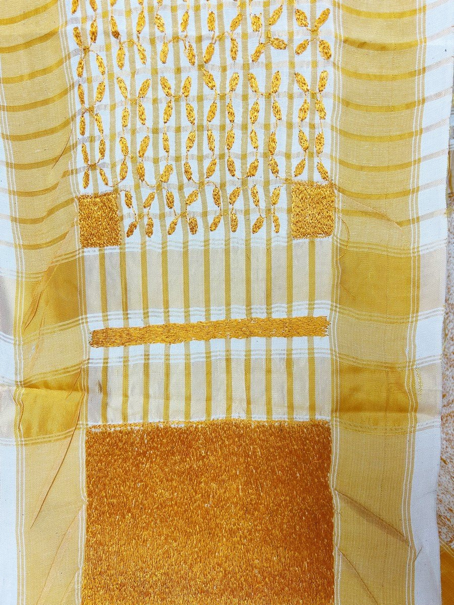 Longue écharpe Ou Ceinture  En Soie Jaune Or Brodée Au Cornely - Afrique Du Nord Circa 1950-photo-4