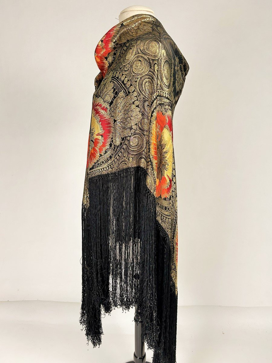 An Art Deco Period Gold Lamé Shawl - France Circa 1925-photo-4