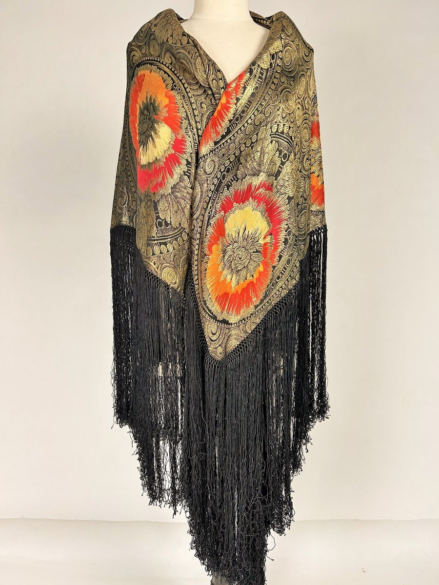 An Art Deco Period Gold Lamé Shawl - France Circa 1925-photo-5