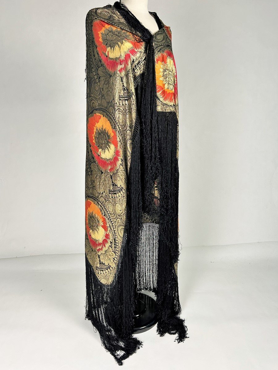 An Art Deco Period Gold Lamé Shawl - France Circa 1925-photo-7