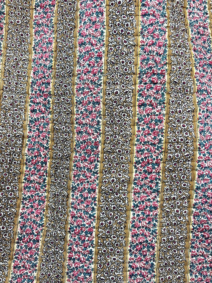 Pique Or Cotillon Skirt In Indian Fabric With Thousand-flower Stripes - Provence Circa 1860-photo-3