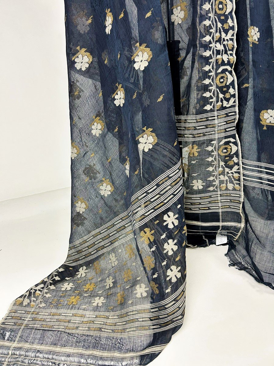 Jamdani teint indigo ou voile de Coton Broché Du Bengale - Indes Circa 1950-photo-5