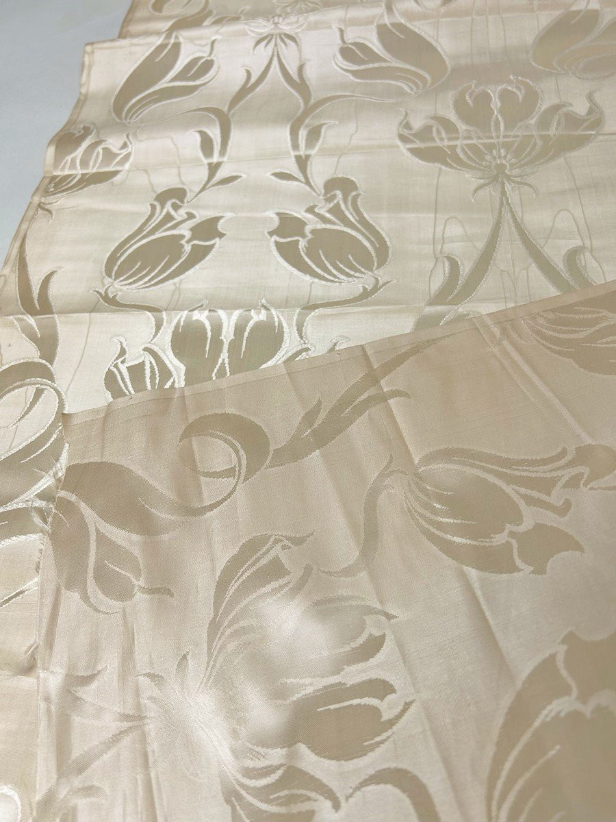 Width Of Satin And Moiré Silk Faille In The Style Of Hector Guimard - Art Nouveau Period -photo-6