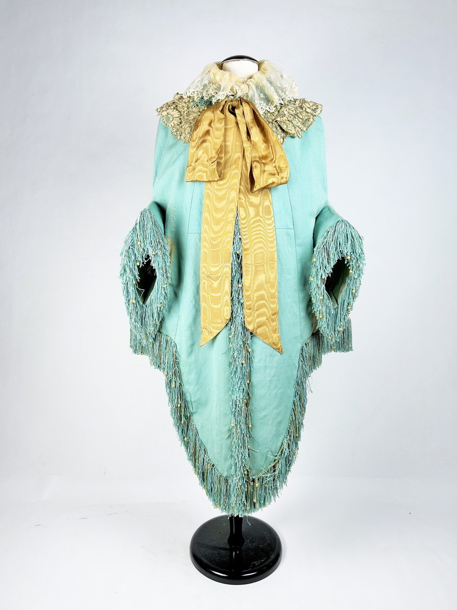 Haute Couture Ceremonial Visit To Abba Ottoman - Late Second Empire Period France Circa 1875