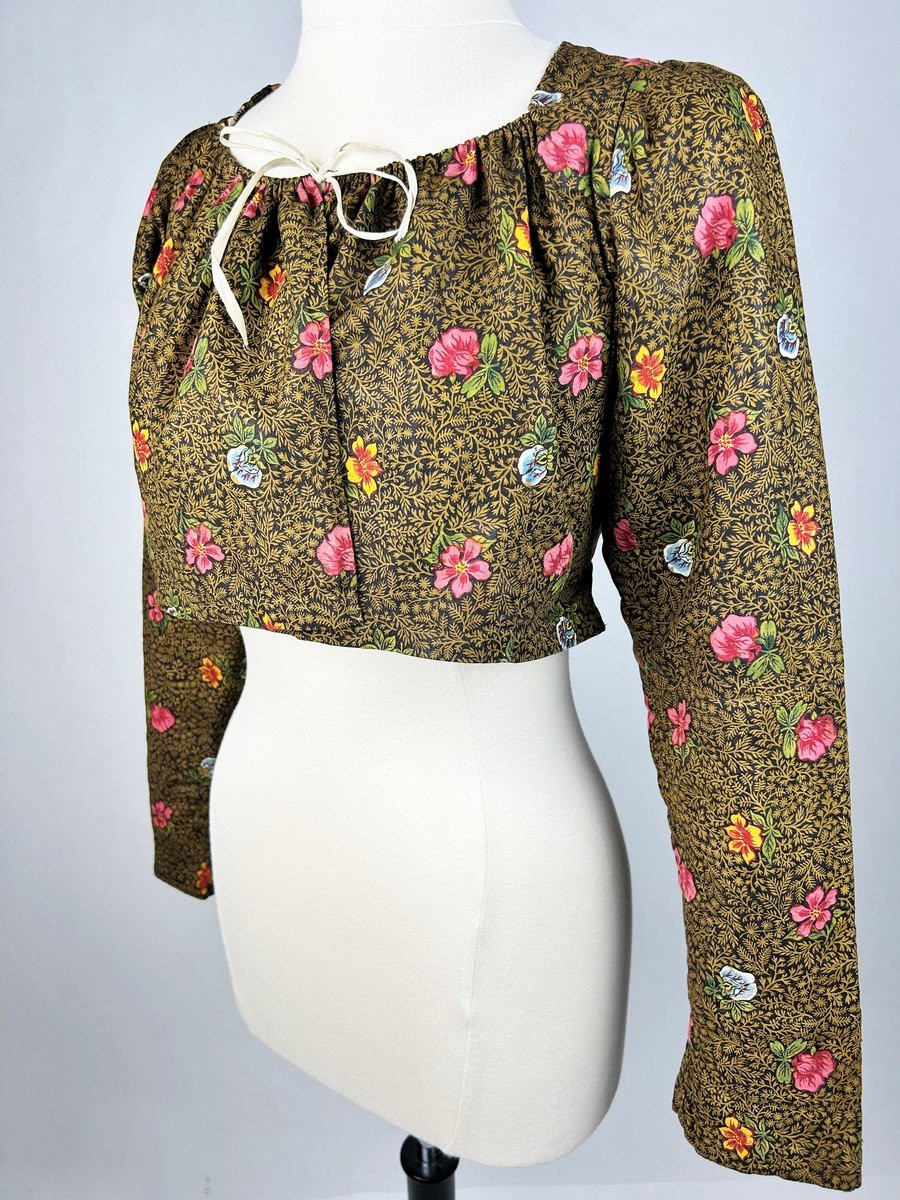 Indian Camisole “bonnes Herbes” From The Royal Factory Of Jouy-en-josas – Provence C. 1790-photo-3