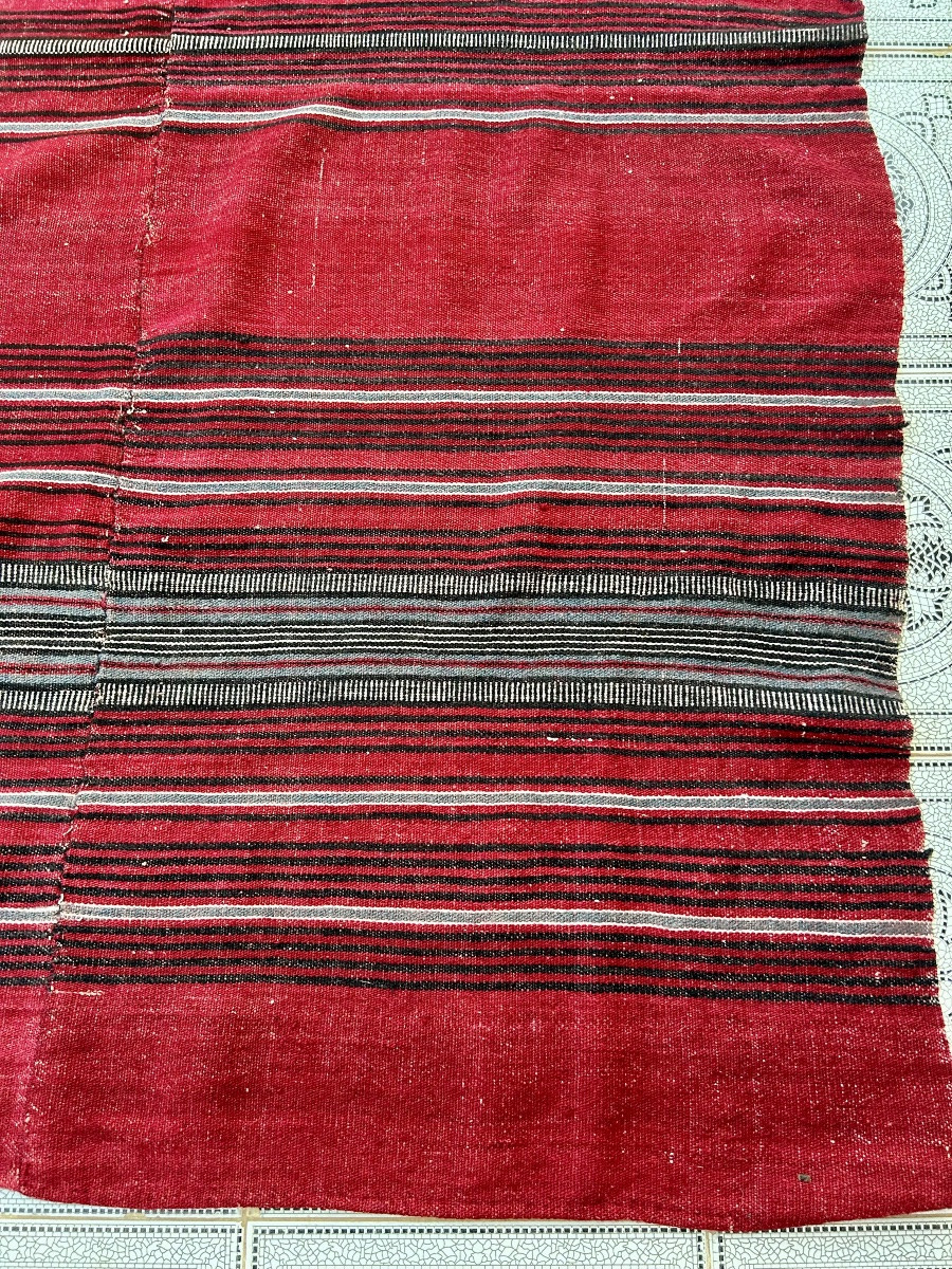 Berber Shawl Woven In Cochineal Red Wool - South Tunisia Circa 1930-photo-3