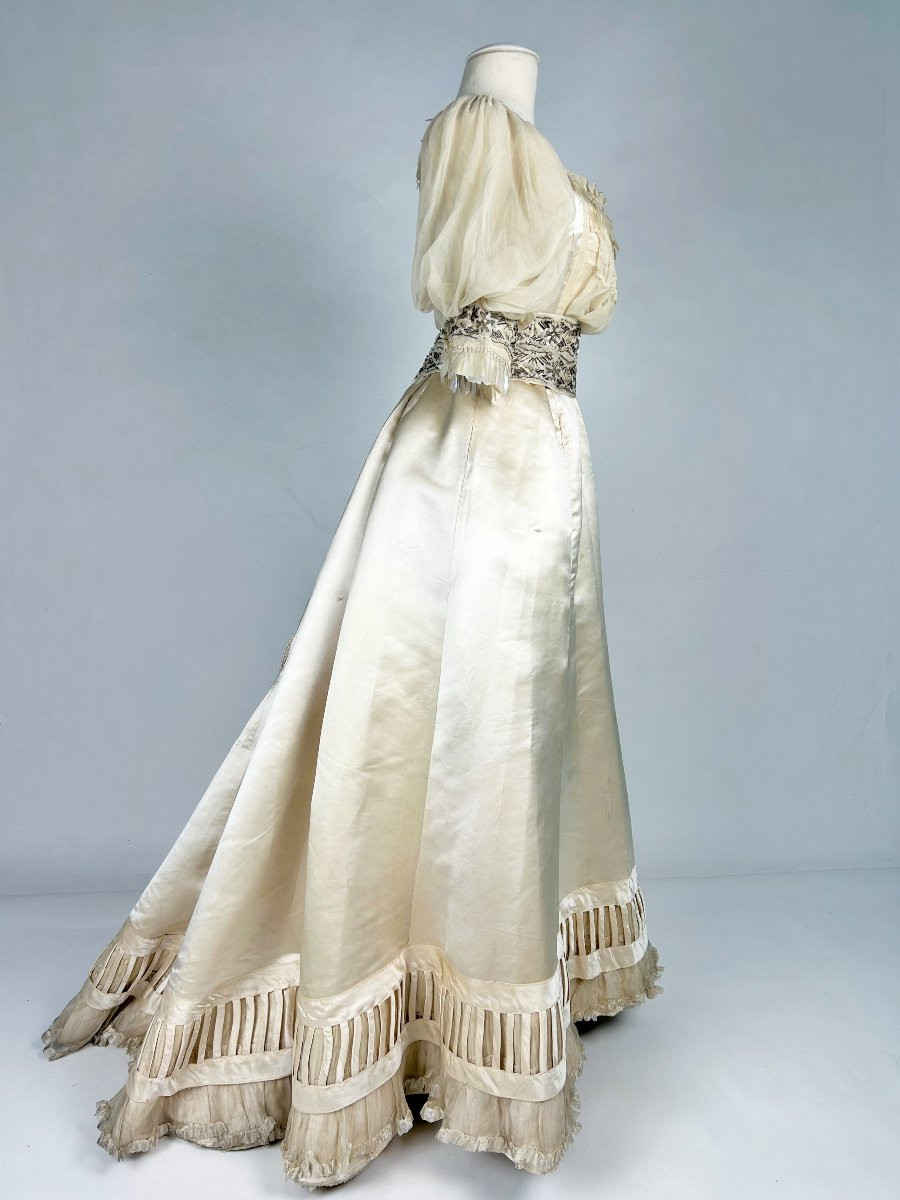 Champagne Satin Reception Dress, Edwardian Period - England Circa 1900-photo-2