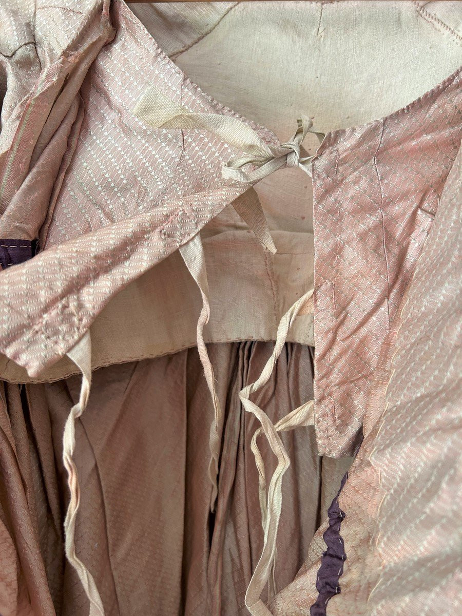 Round Gown In Pinkish Taffeta With Mitten Sleeves - France First Republic C. 1792-95-photo-7