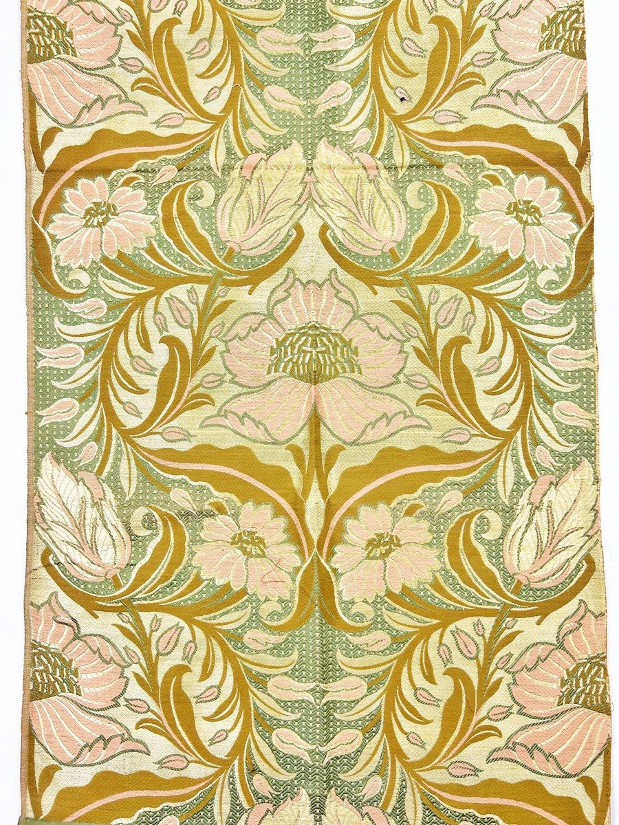 An Art Nouveau Jacquart Weaven Length - France Circa 1900-photo-3