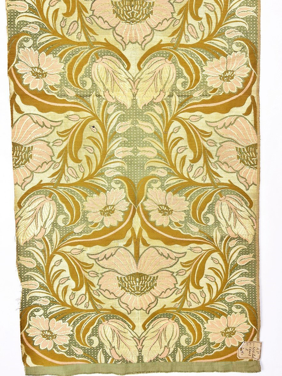 An Art Nouveau Jacquart Weaven Length - France Circa 1900-photo-4