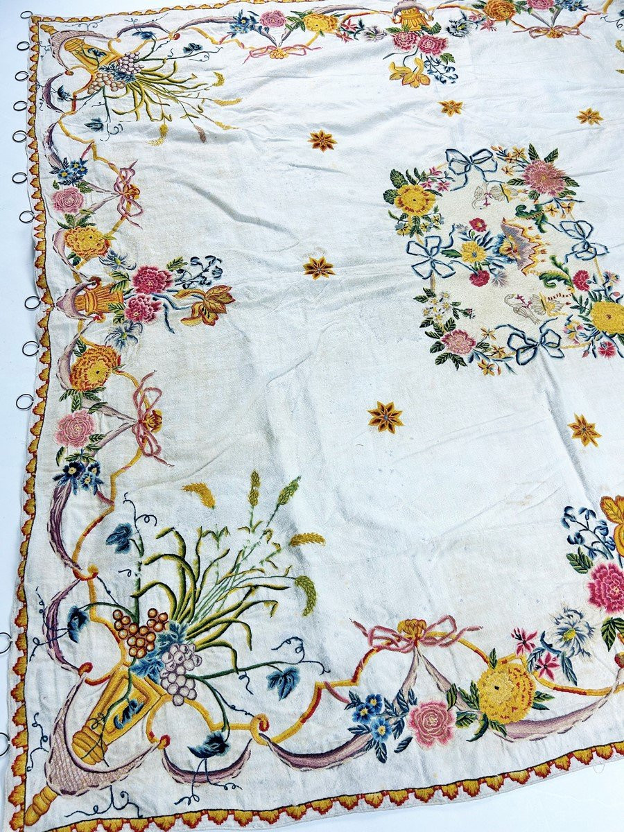Cambrasine ou Crewel Work, broderie de laine polychrome sur Ratine peluchée - France Circa 1700-photo-5