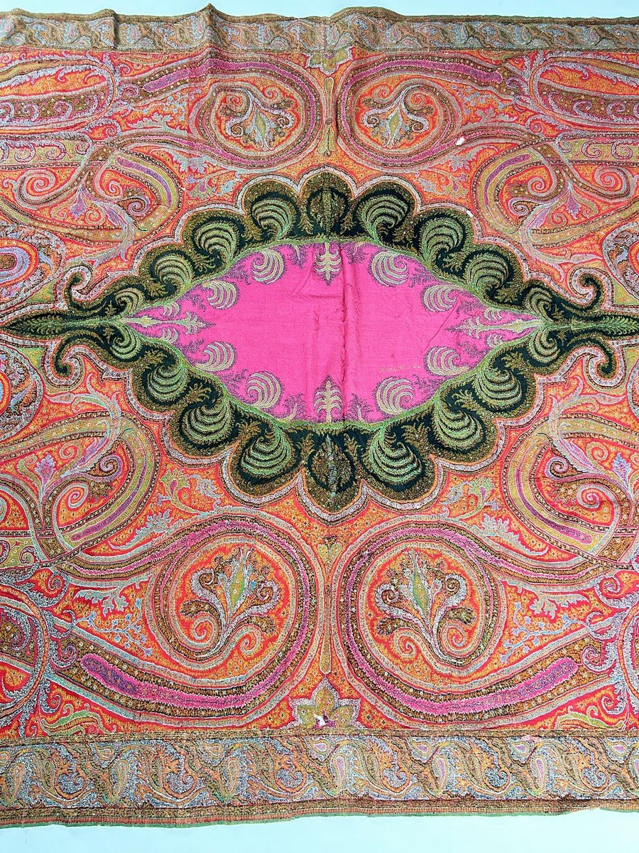 Espoliné Indian Kashmir Shawl With Fuchsia Reserve - France Circa 1860-photo-1