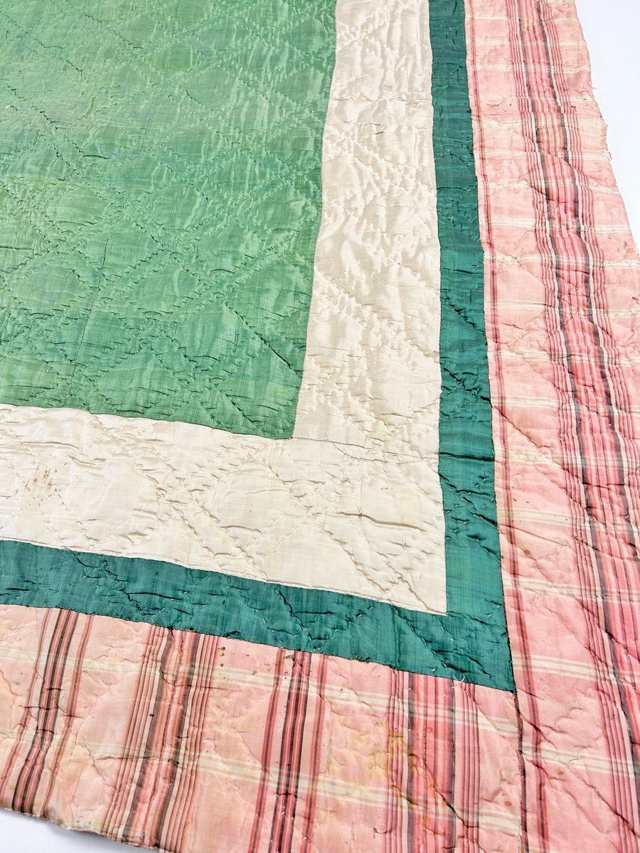 A Patchwork Quilt Of Silk Taffeta - Provence, Late 18th Century-photo-2