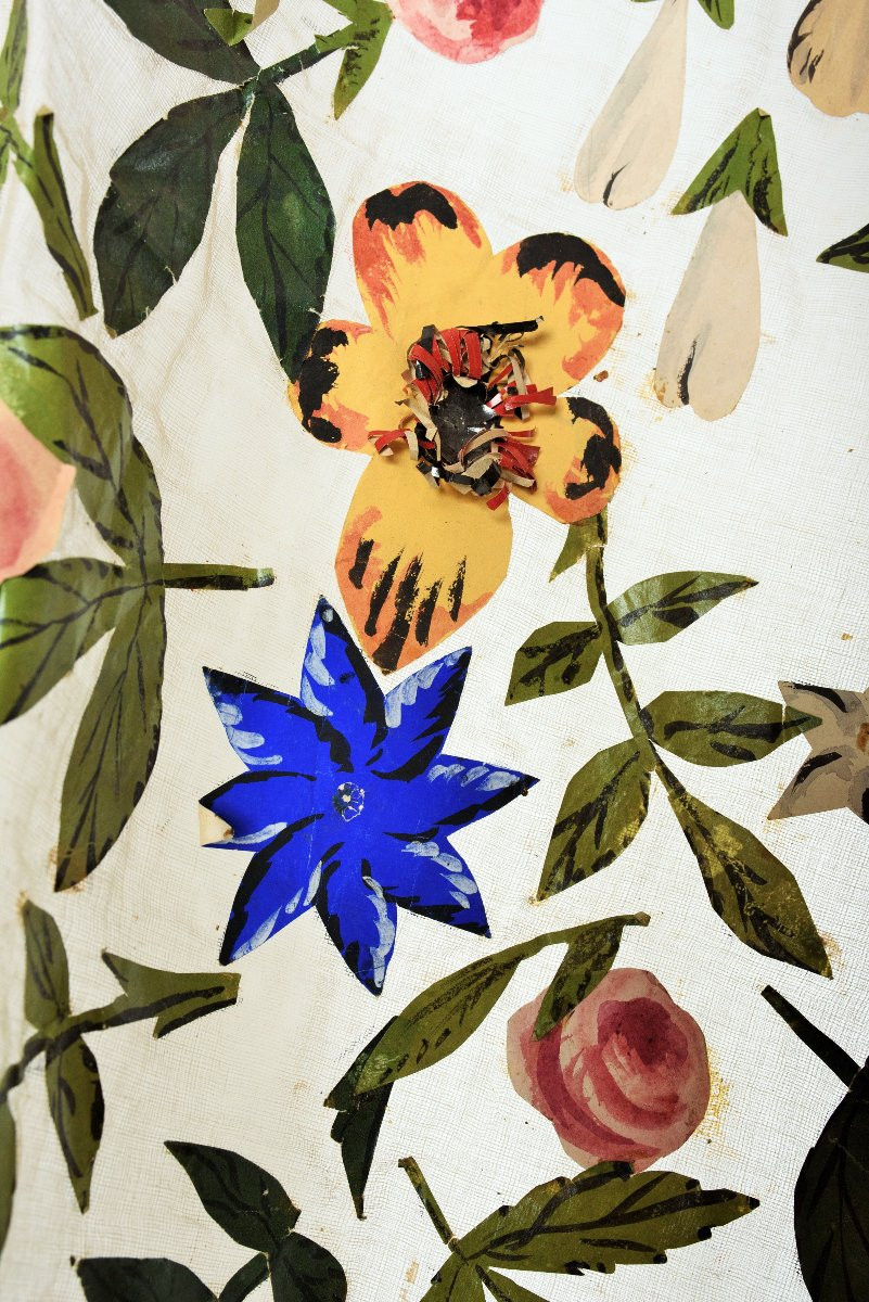 un prototype de rideau  en toile à beurre collée de papier gouaché - France début XXe siècle-photo-2