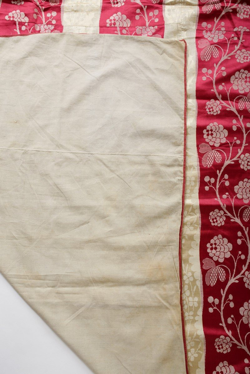 Dessus de table ou tenture en Lampas satin damassé Cerise et Crème - Période Louis XVI-photo-7