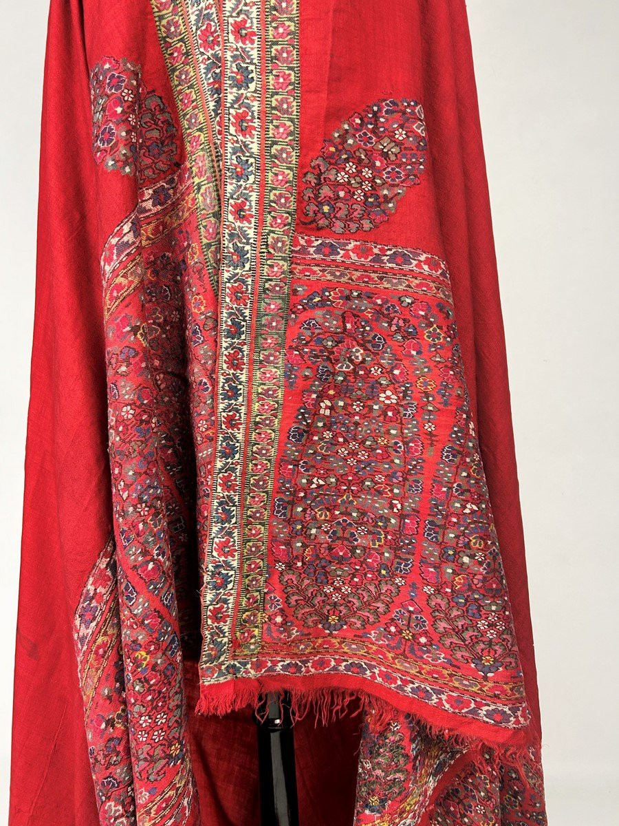 Châle des Indes Espoliné au point de tapisserie- Compagnie des Indes Fin XVIIIe siècle-photo-8