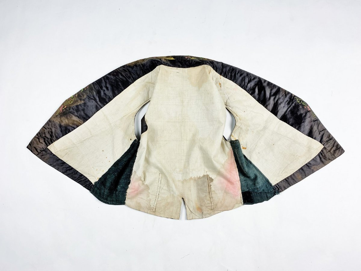 Dandy's Waistcoat In Embroidered Chimney Sweep Satin - France Circa 1815-1825-photo-8