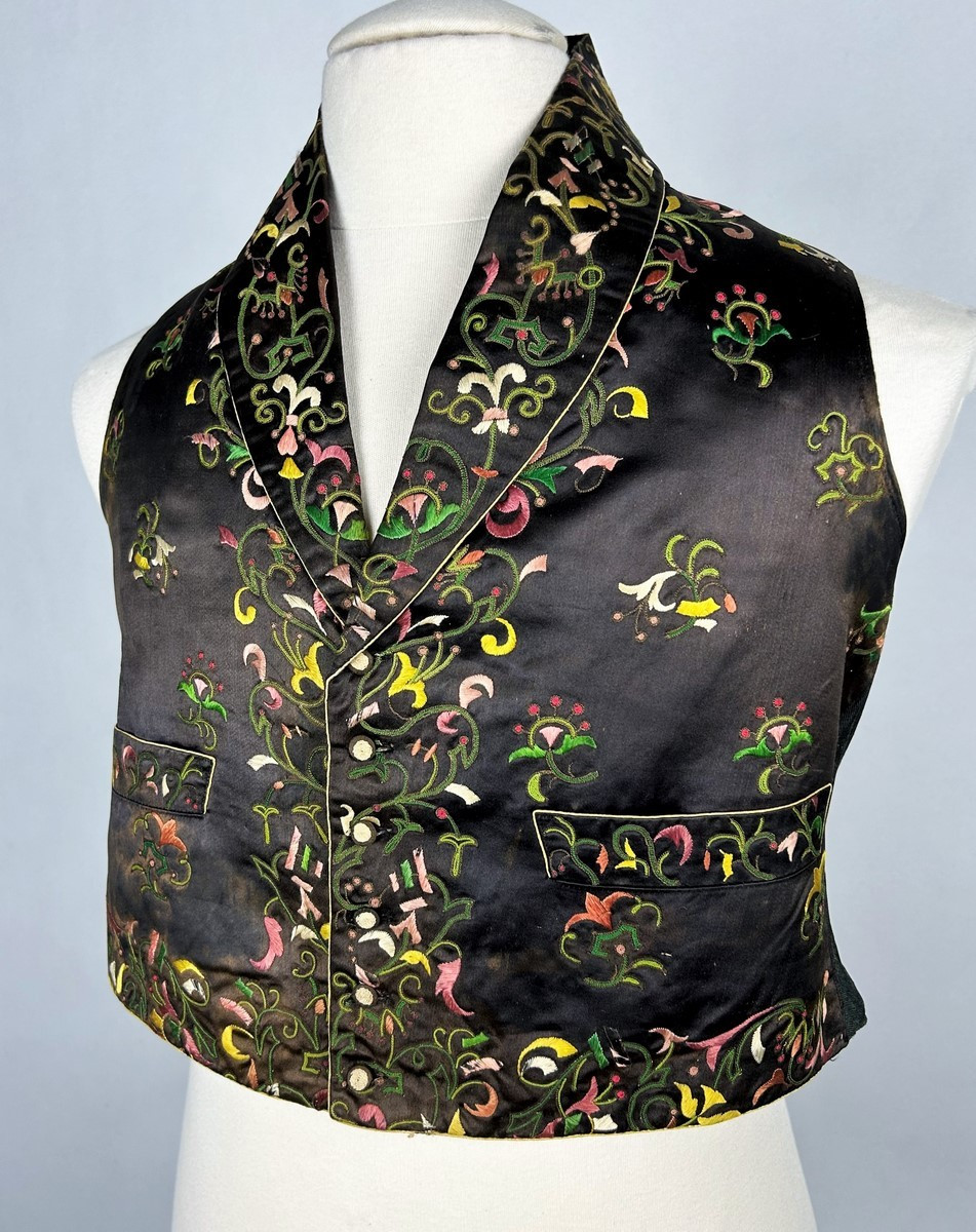 Dandy's Waistcoat In Embroidered Chimney Sweep Satin - France Circa 1815-1825