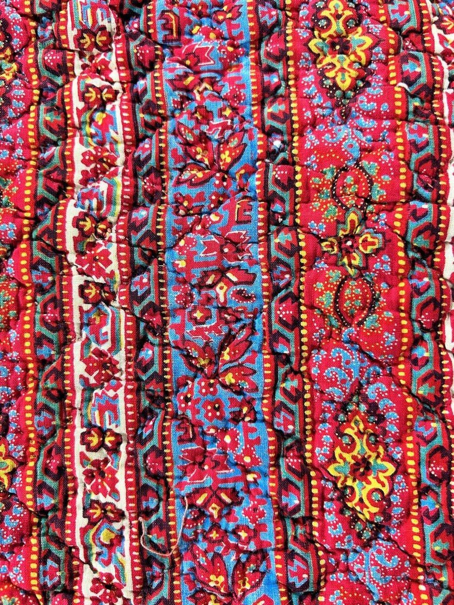 Quilted Skirt In Striped Red And Lapis Blue Indian Fabric - Provence, Circa 1870-photo-3