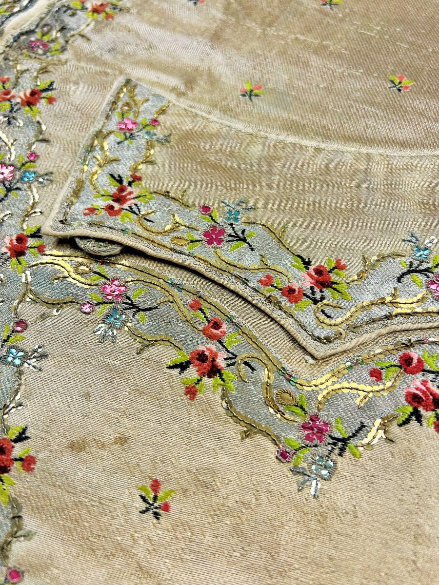 Court Waistcoat Front In Gold And Silver Cloth, Embroidered With Bullion And Tinsel, France, C. 1750-photo-3