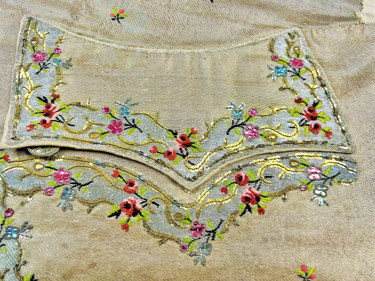 Court Waistcoat Front In Gold And Silver Cloth, Embroidered With Bullion And Tinsel, France, C. 1750-photo-5