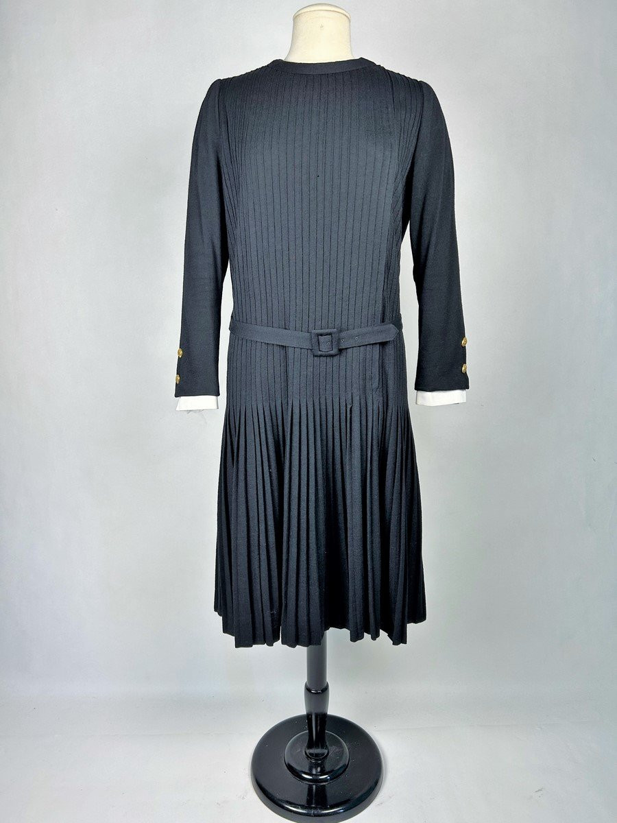 Chanel's Ford, Gabrielle Chanel's 'little Black Dress' In Black Wool Jersey, Circa 1970-photo-3