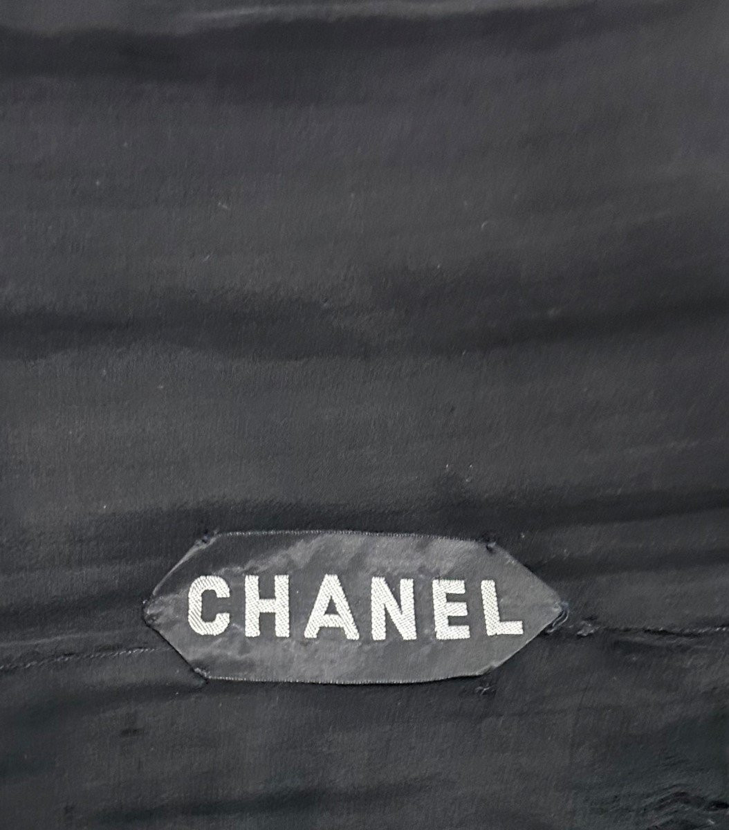 Chanel's Ford, Gabrielle Chanel's 'little Black Dress' In Black Wool Jersey, Circa 1970-photo-4
