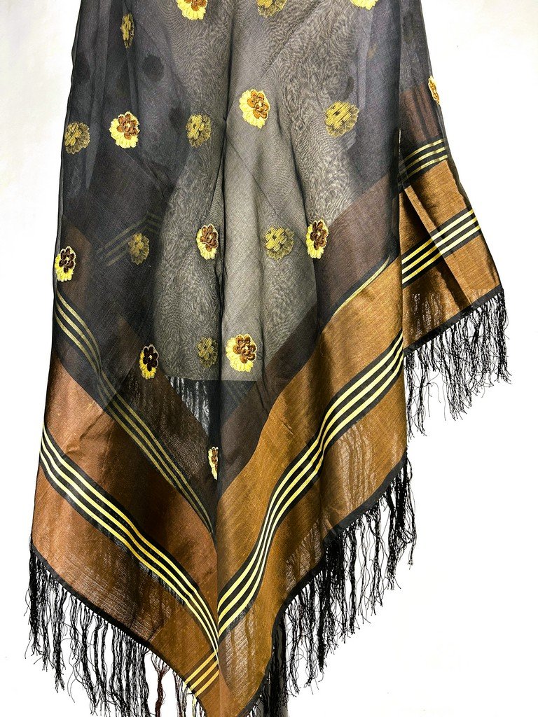 Grenadine Silk Shawl With Brocaded Patterns In Chamois And Gold - France, Circa 1860-photo-2