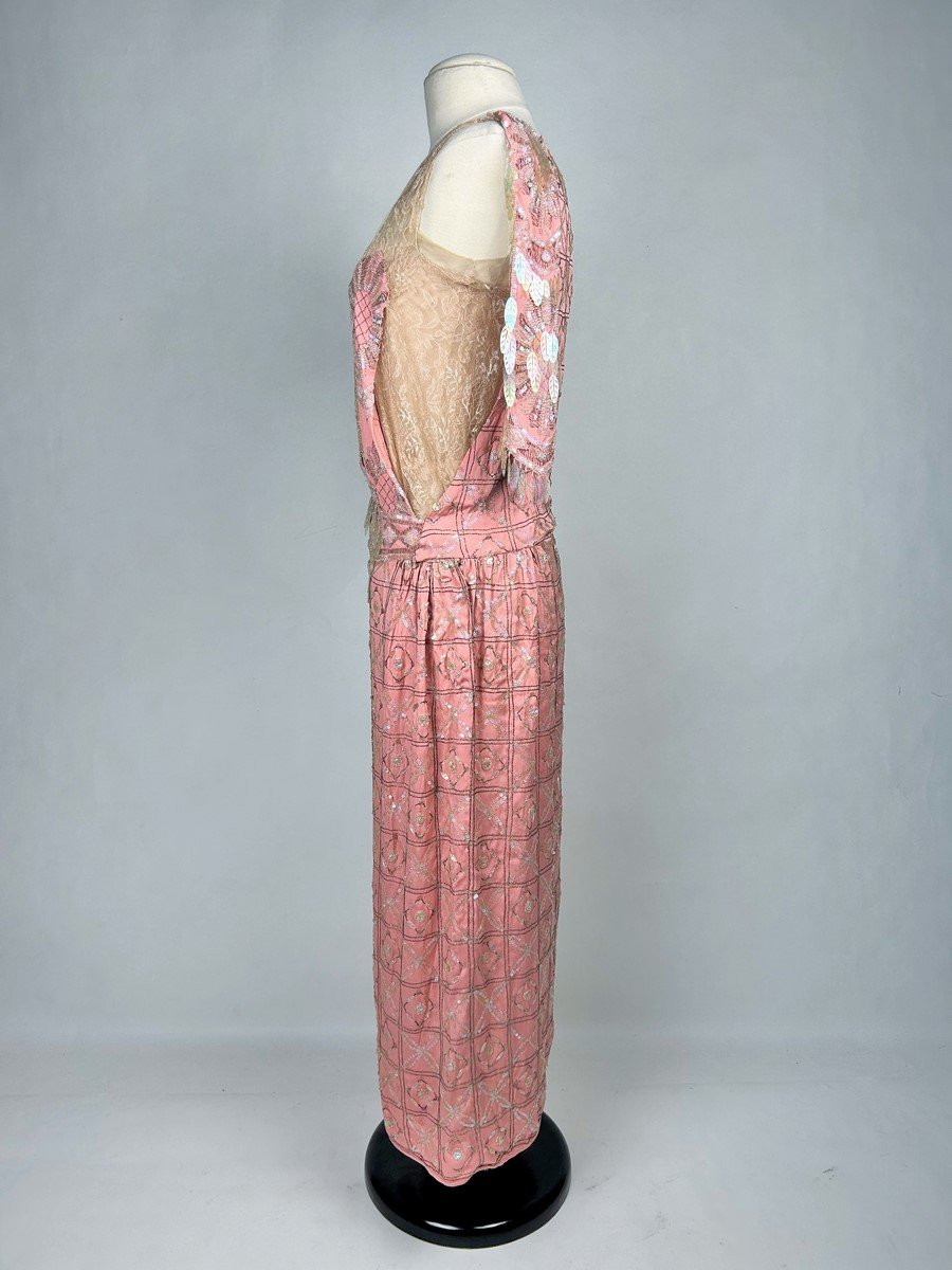 Ball Gown In Pink Silk Rep Embroidered With Iridescent Sequins - Rolf & Cie - Paris Circa 1920-1925-photo-3